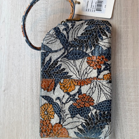 HOBO **NEW** Sable Wristlet Printed Leather Orange Blossom NWT - Picture 2 of 5